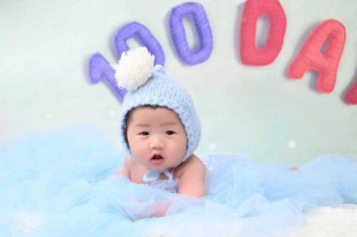广州代怀试管生子宝宝发烧放屁怎么回事